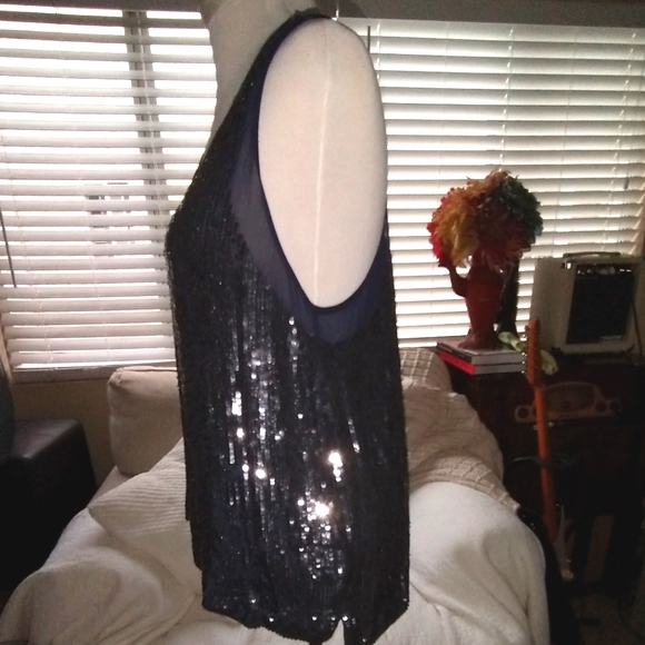 Nicole Miller Artelier Sequin Dressy Tank - Picture 6 of 8